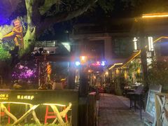 -城墙外BAR