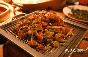 Grilled Sichuan-style Pork Intestines with Pickled Cabbage