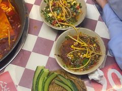 -赵美丽·重庆社区火锅·直营店(火车东站·中豪国际店)