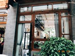 门面-蜜舍咖啡(洋人街店)