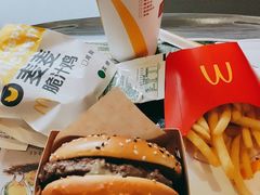 -麦当劳(卫星广场店)