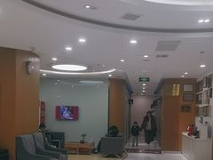 -雅悦齿科(顾村公园店)