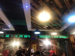 等位区-黑蛋烤肉坊(光华路总店)
