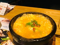 -峨嵋小镇·川菜(勒泰中心店)