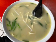 鳝鱼汤-三百碗宝应长鱼面(板仓街店)
