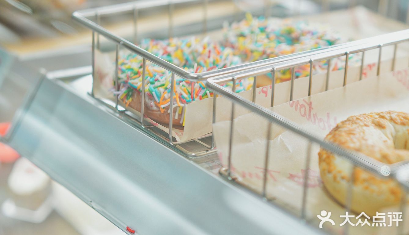 “这里有酒有故事”加拿大小红杯