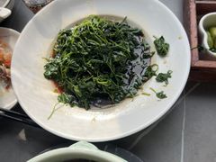 -吴越荣记苏州菜·松鼠桂鱼100%活鱼现做(斜塘老街店)