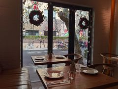 靠窗位-La Strada(安福路店)