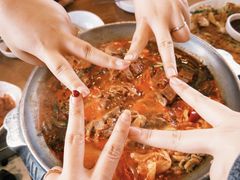 -喇喇排骨火锅·传统韩式脊骨汤(望京西园总店)