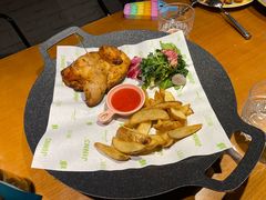 -JINNS锦时 steak&pizza(浸信会礼拜堂旧址店)