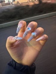 -丽心自助美甲美睫