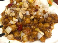 宫保鸡丁盖饭-护国寺小吃(新街口店)