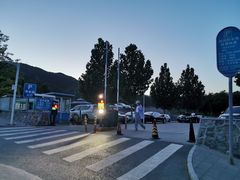 -鬼笑石后山停车场