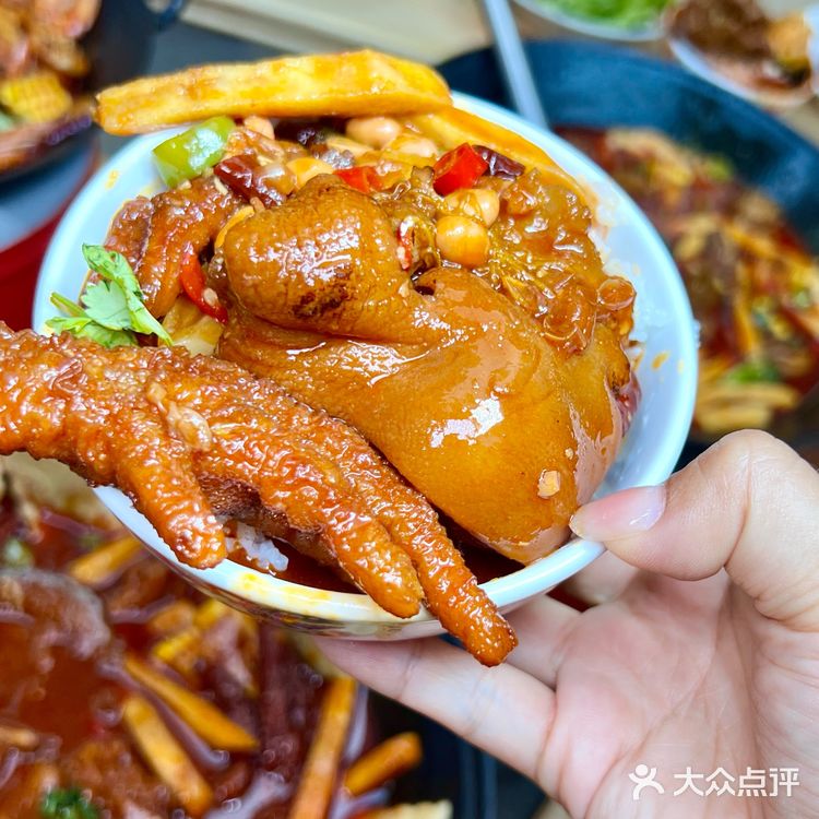 🔥板凳江湖·汗蒸湘味！沈阳高温这家爆汗👏