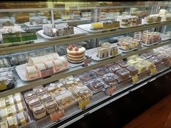 面包甜点陈列柜-新侨三宝乐面包店(崇文门店)
