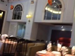 -王府井酒店(金桥港湾店)