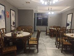 -九尺赵老四鲜鹅肠火锅