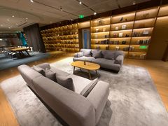 -蔚来中心(北京中关村店)