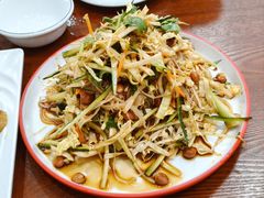 -东北风味思缘食府(对湖路店)