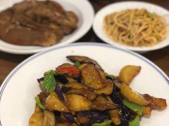 地三鲜-老于家东北人家(打浦桥店)
