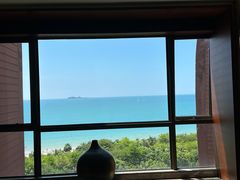 -三亚湾海居铂尔曼度假酒店