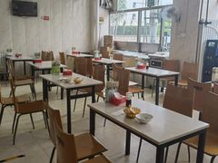 -洪峰浩老北京烧饼夹肉(角门路店)