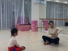 -韵姿少儿舞蹈(北外滩校区)