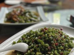 -成都许燎源现代设计艺术博物馆