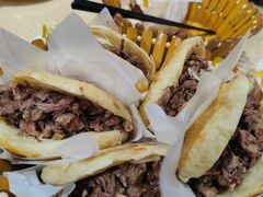 精品火烧-闫家驴肉老店(华电一校店)