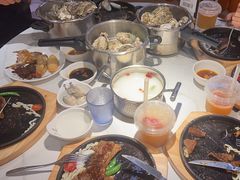 -享遇.锅姥姥牛排海鲜自助(小寨店)