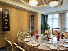 -张家巷美食(南浔店)