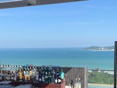 -瑰丽酒店·海吧·天际下午茶·现场DJ·天台酒吧