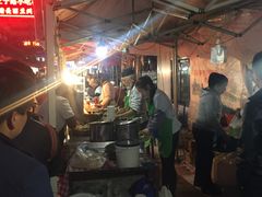 露天位-清真老马家国华牛奶鸡蛋醪糟(正宁路店)