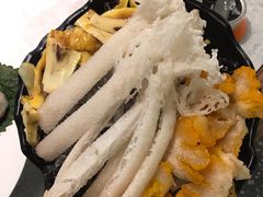 菌菇拼盘-鲜潭蒸汽石锅鱼(五道口购物中心店)