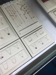 -潮宏基珠宝旗舰店(苏宁广场店)