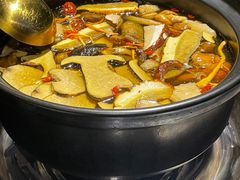 -野菌皇海景野生菌火锅(滨海大道店)
