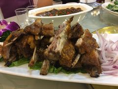 -马尔龙新疆饭店·清真(瑞景店)