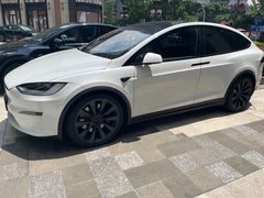 -TESLA 特斯拉(上海太古汇体验店)