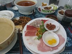-桥香园云南过桥米线(金马碧鸡店)