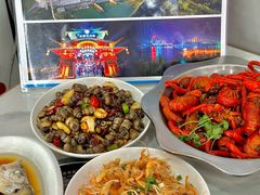 -丹水桥地锅鱼·翘嘴鲌·地方特色全鱼宴(丹江口大坝店)