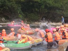 -雅鲁激流探险漂流