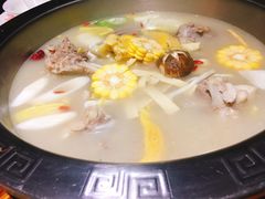 香香猪大骨头汤锅-庄老幺火锅(娄山关路店)