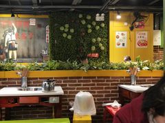 大堂-钢管厂五区小郡肝串串香(奥克斯广场锦城万达店)