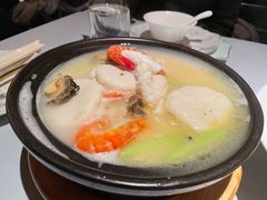 杂锦海鲜豆腐煲-闻见中国海南菜(K11店)