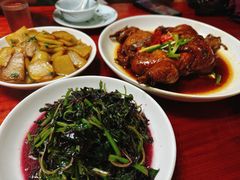 -芦茨金富饭庄·25年老字号·专做稻草鸡
