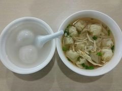 -老西白点心店