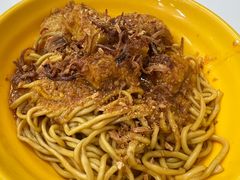 咖喱雞撈油麵-缅华南国小食店