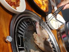 -仨仨米炭火烤肉