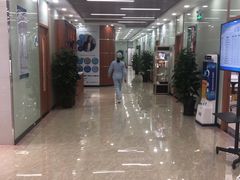 -茂菊口腔连锁(浦东南路店)