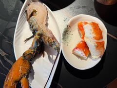 -雍容荟帝王蟹活龙虾展台自助(IFS黑金店)